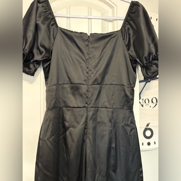 Lulu’s Black Satin Flared Pantsuit with ruffled shoulders - Picture 9 of 10